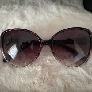 Jessica Simpson Classic Oversized Women's Sunglasses